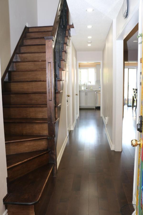 Quiet And Contemporary Home Markham Bagian luar foto